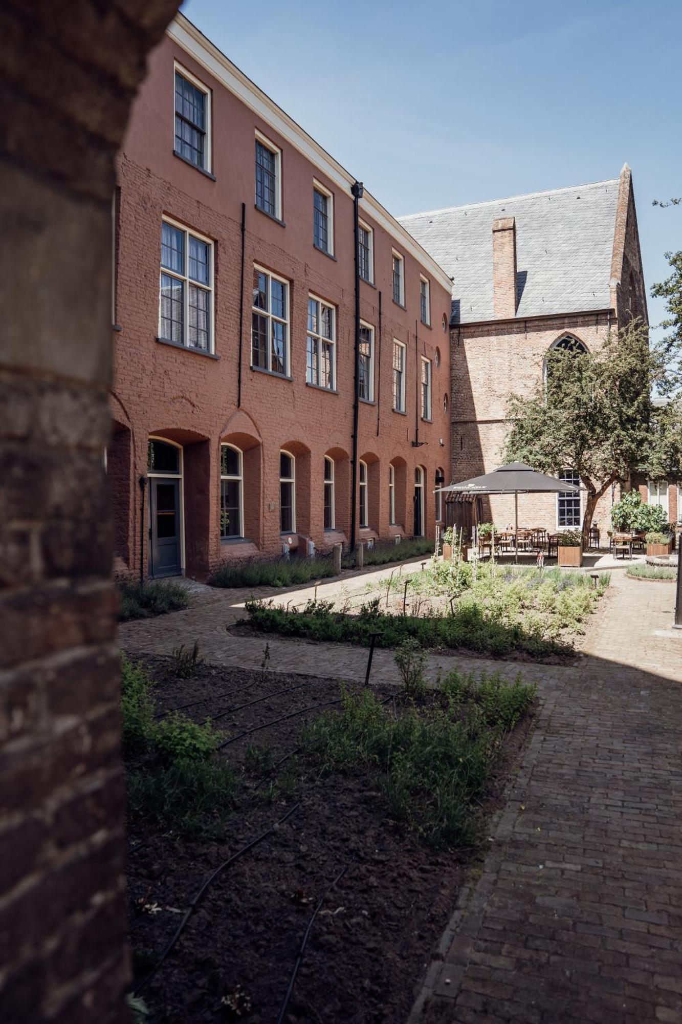 Broederenklooster Hotel 4*